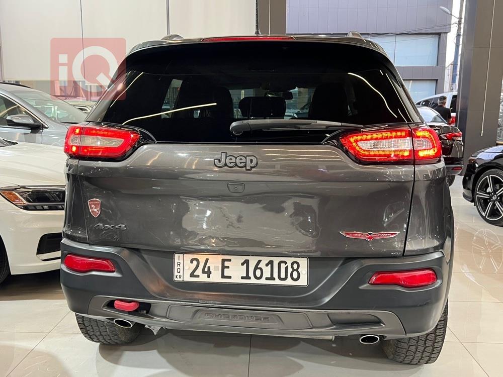 Jeep Cherokee